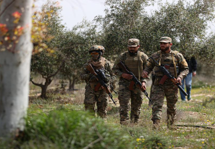 Complaints Regarding Pay and Contract Disparities in the Syrian Ministry of Defense: A Deep-Seated Crisis Ranging from Factional Privilege to Institutional Injustice